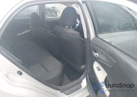 2013 Toyota Corolla S z USA, uszkodzony, nr VIN 5YFBU4EE1DP078047